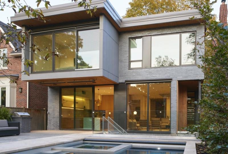 Leaside Residence